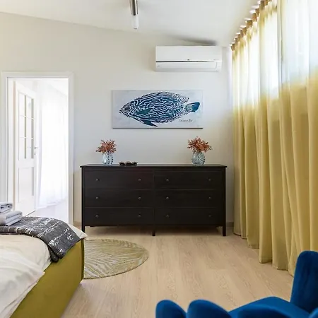 Apartment Wave Be Castle *