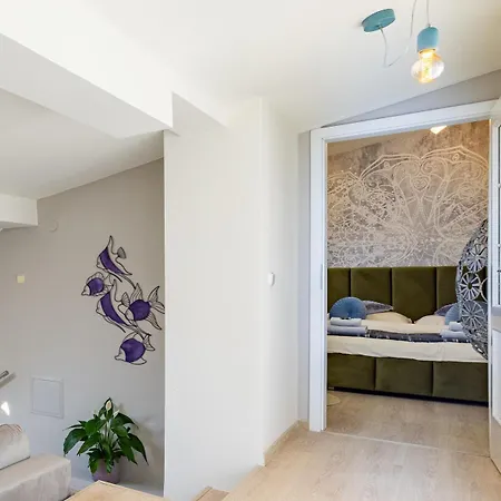 Wave Be Castle Apartament