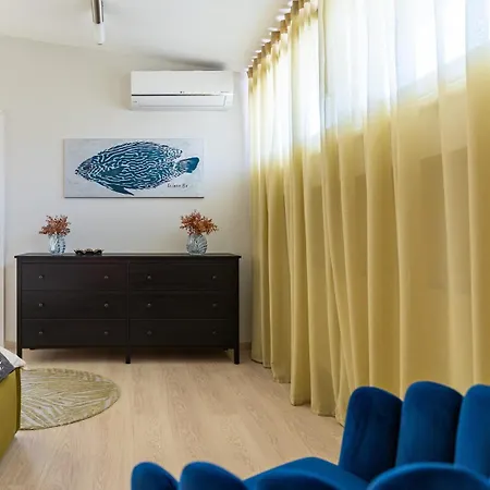 Wave Be Castle * Bratislava