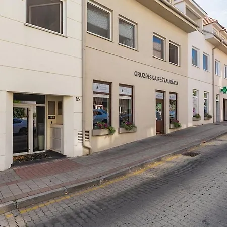 Wave Be Castle Апартаменти *