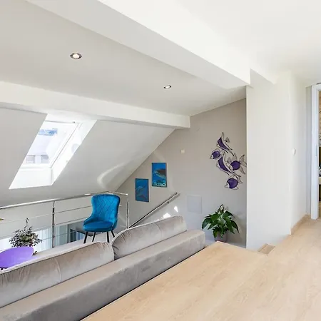 Апартаменти Wave Be Castle *